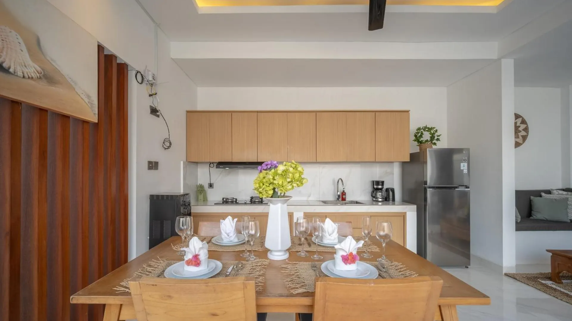 Villa Cempaka 1 - Chic & Cozy 2Br Villa In Trendy Mertanadi Seminyak